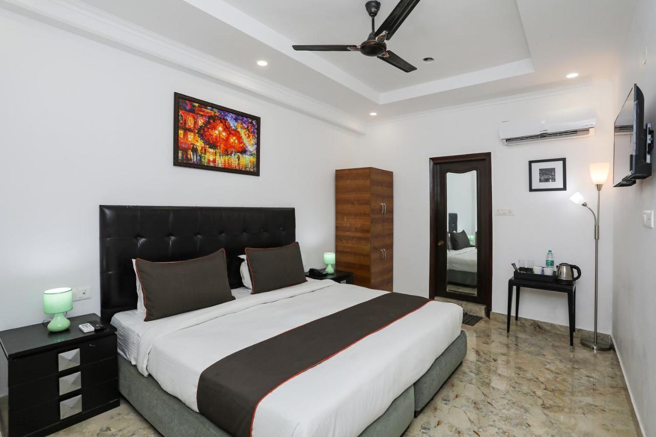 Collection O Residency Near Dwarka Sector 21 Metro Station Hotel Kapas Hera Exterior photo