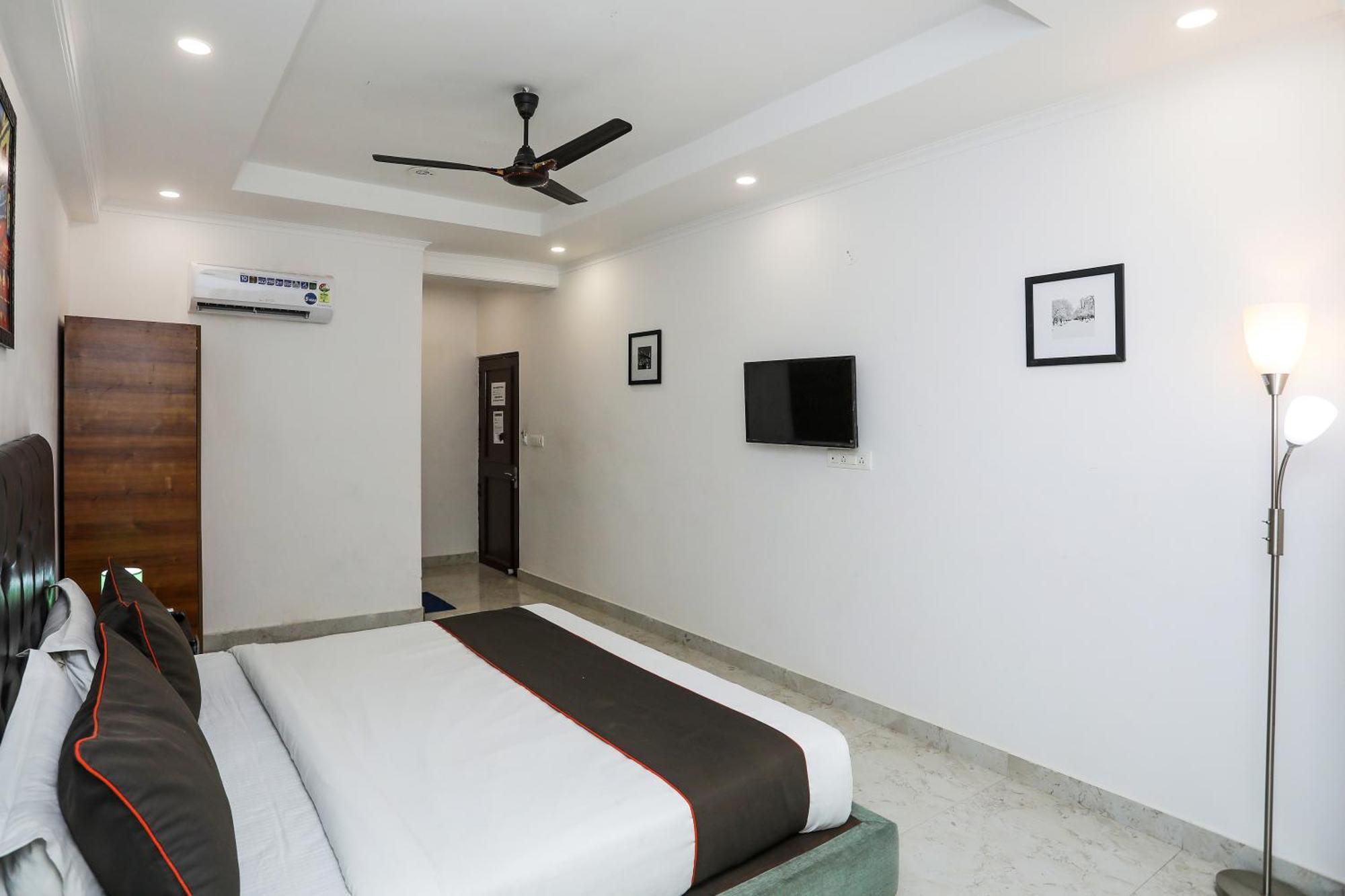 Collection O Residency Near Dwarka Sector 21 Metro Station Hotel Kapas Hera Exterior photo