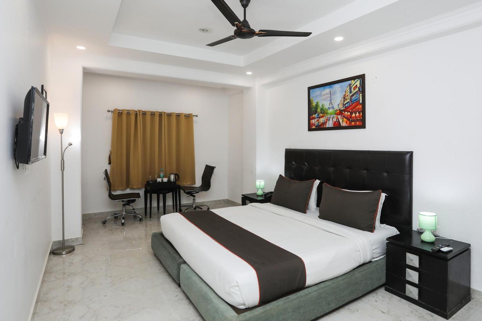 Collection O Residency Near Dwarka Sector 21 Metro Station Hotel Kapas Hera Exterior photo