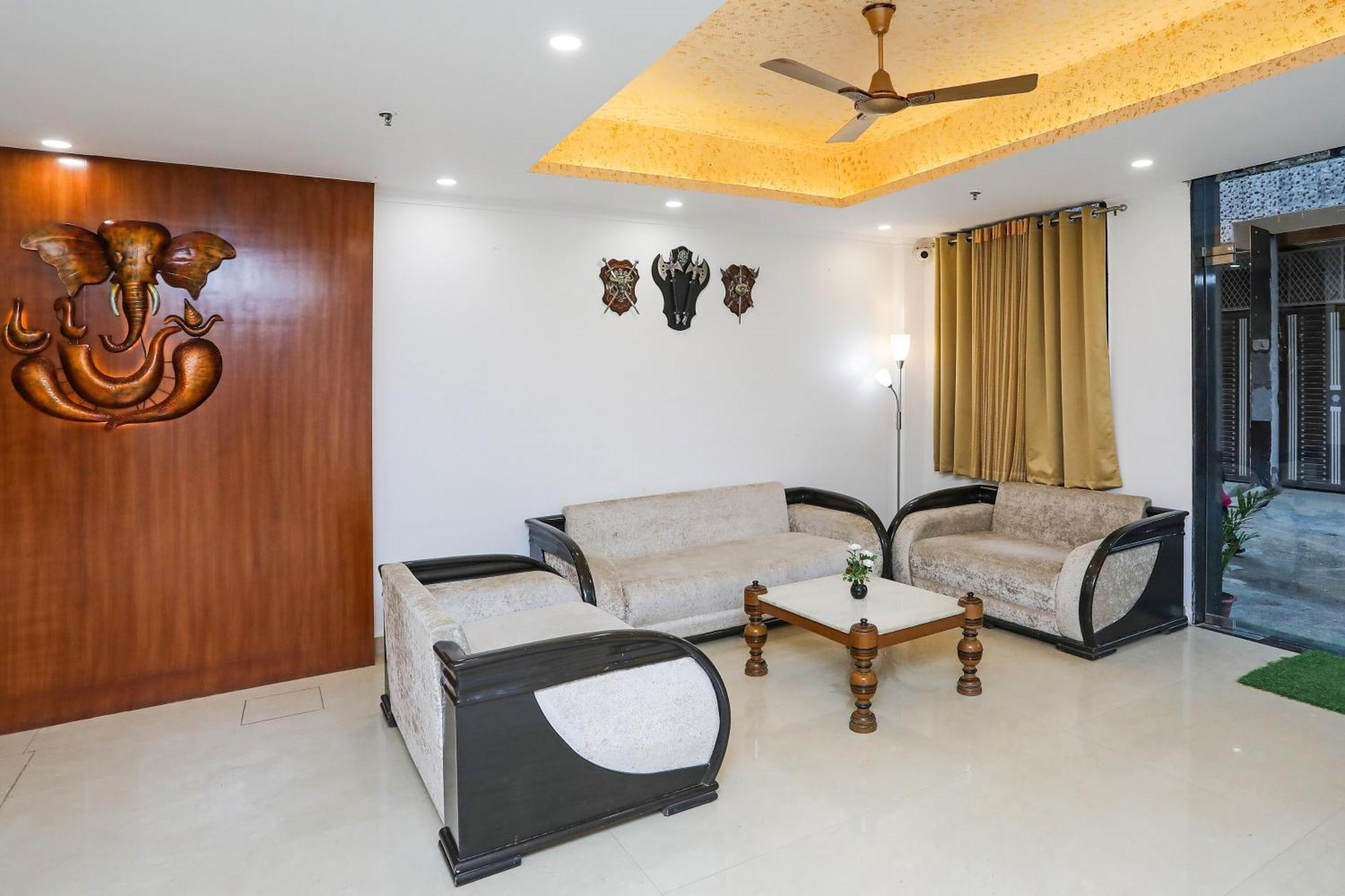 Collection O Residency Near Dwarka Sector 21 Metro Station Hotel Kapas Hera Exterior photo