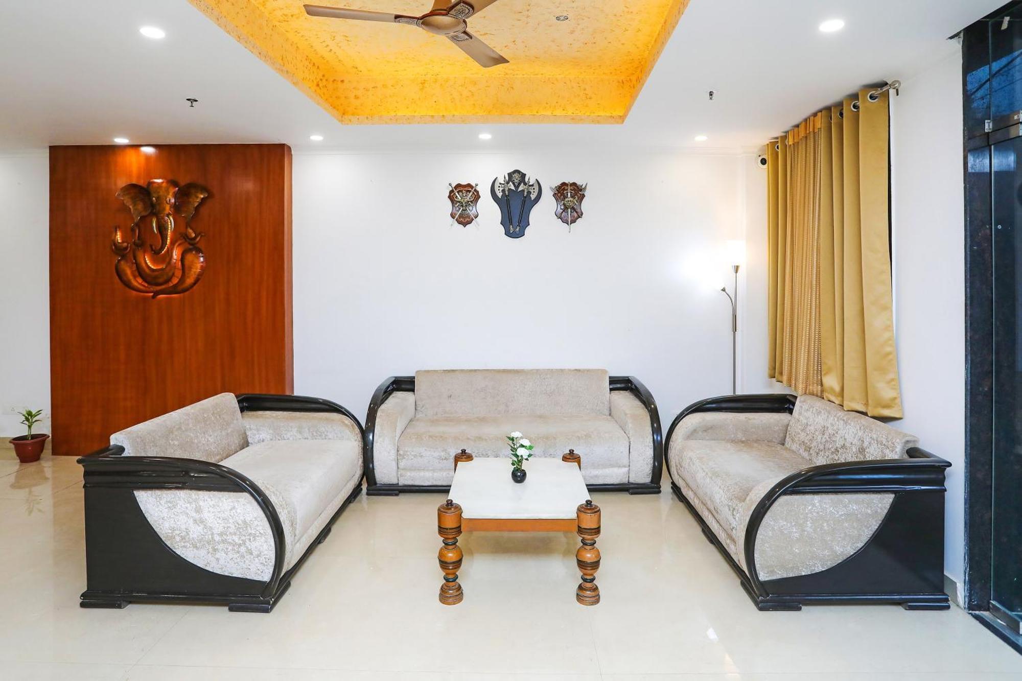 Collection O Residency Near Dwarka Sector 21 Metro Station Hotel Kapas Hera Exterior photo